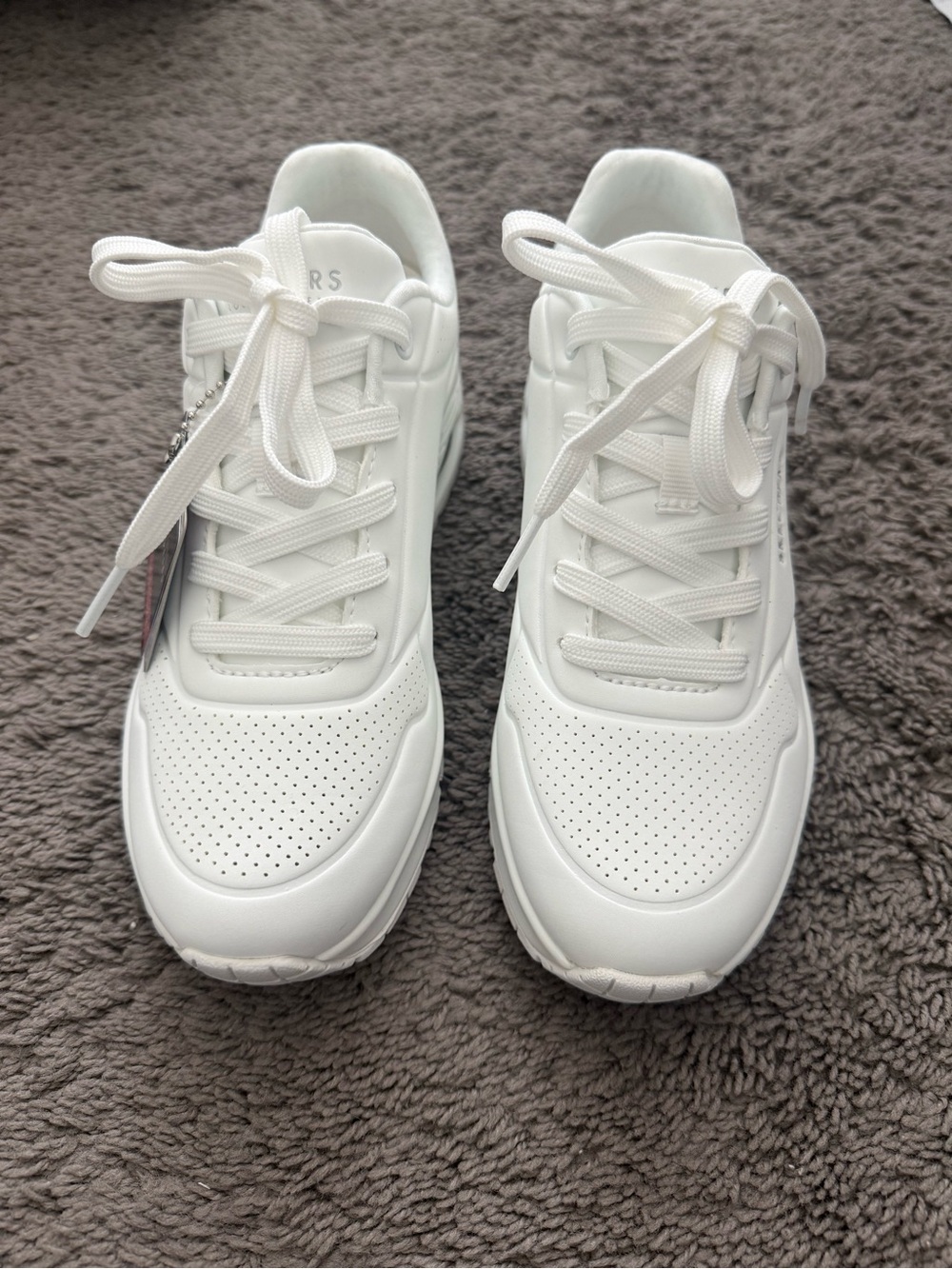 Sketchers Uno Stand on Air sneakers